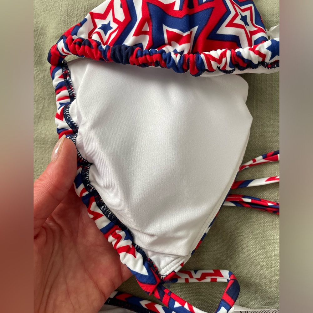 NWT Venus string bikini - Picture 10 of 11
